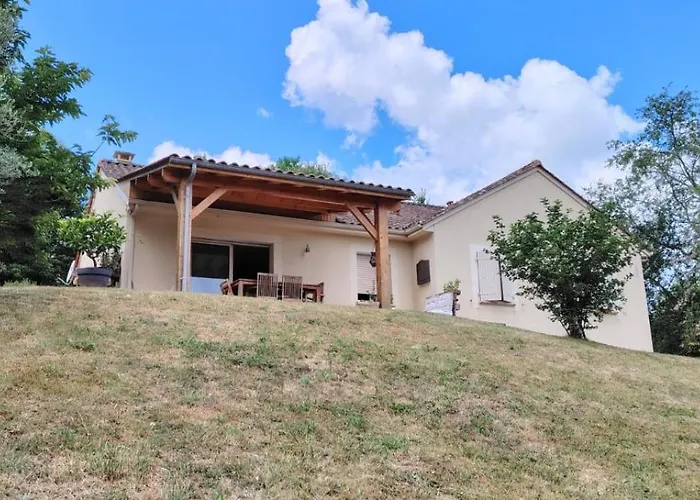 펜션 Maison De En Perigord